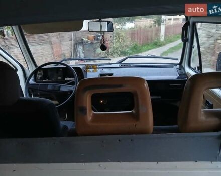 Білий Фольксваген Transporter, об'ємом двигуна 1.57 л та пробігом 333 тис. км за 2500 $, фото 23 на Automoto.ua