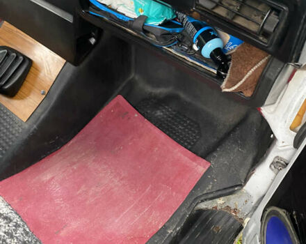 Белый Фольксваген Transporter, объемом двигателя 1.9 л и пробегом 180 тыс. км за 2500 $, фото 31 на Automoto.ua