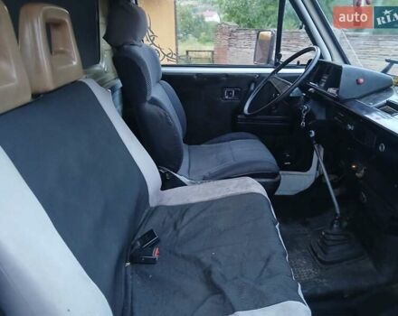 Білий Фольксваген Transporter, об'ємом двигуна 1.57 л та пробігом 333 тис. км за 2500 $, фото 12 на Automoto.ua
