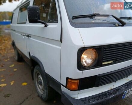 Белый Фольксваген Transporter, объемом двигателя 1.57 л и пробегом 300 тыс. км за 1900 $, фото 5 на Automoto.ua