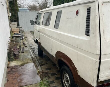 Белый Фольксваген Transporter, объемом двигателя 1.6 л и пробегом 380 тыс. км за 800 $, фото 4 на Automoto.ua