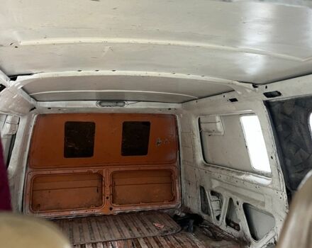 Белый Фольксваген Transporter, объемом двигателя 1.6 л и пробегом 380 тыс. км за 800 $, фото 6 на Automoto.ua