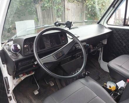 Білий Фольксваген Transporter, об'ємом двигуна 1.9 л та пробігом 212 тис. км за 2500 $, фото 8 на Automoto.ua