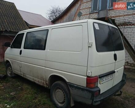 Белый Фольксваген Transporter, объемом двигателя 2.4 л и пробегом 361 тыс. км за 3500 $, фото 1 на Automoto.ua