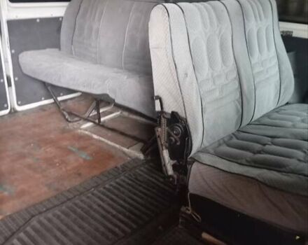 Белый Фольксваген Transporter, объемом двигателя 2.4 л и пробегом 500 тыс. км за 3600 $, фото 2 на Automoto.ua