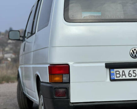 Білий Фольксваген Transporter, об'ємом двигуна 2.4 л та пробігом 400 тис. км за 5200 $, фото 11 на Automoto.ua