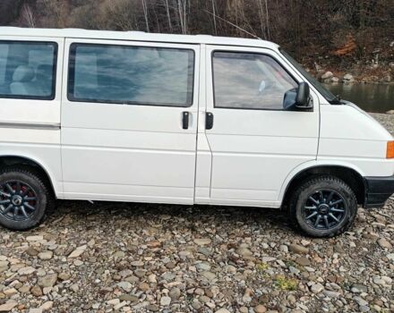 Белый Фольксваген Transporter, объемом двигателя 1.9 л и пробегом 374 тыс. км за 3399 $, фото 2 на Automoto.ua