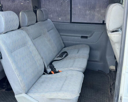 Білий Фольксваген Transporter, об'ємом двигуна 2.4 л та пробігом 400 тис. км за 5200 $, фото 24 на Automoto.ua