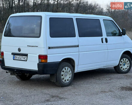 Білий Фольксваген Transporter, об'ємом двигуна 2.4 л та пробігом 400 тис. км за 5200 $, фото 3 на Automoto.ua