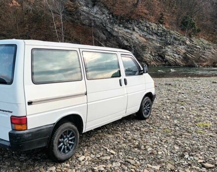 Белый Фольксваген Transporter, объемом двигателя 1.9 л и пробегом 374 тыс. км за 3399 $, фото 3 на Automoto.ua