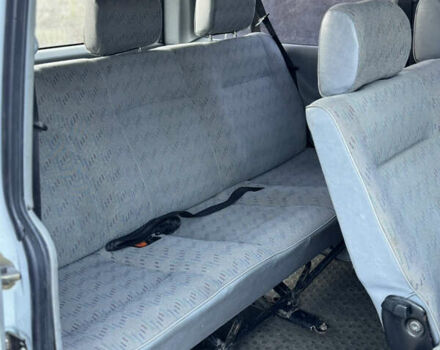 Білий Фольксваген Transporter, об'ємом двигуна 2.4 л та пробігом 400 тис. км за 5200 $, фото 23 на Automoto.ua