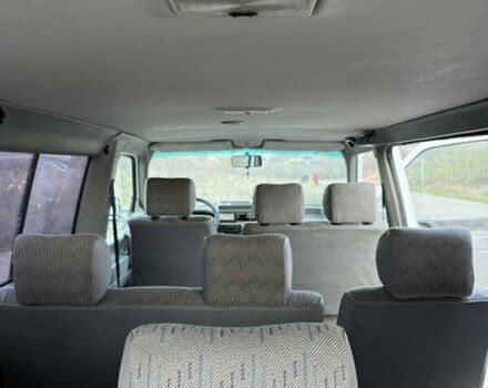 Білий Фольксваген Transporter, об'ємом двигуна 2.4 л та пробігом 400 тис. км за 5200 $, фото 27 на Automoto.ua