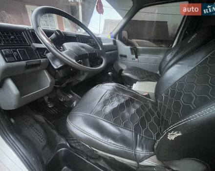 Белый Фольксваген Transporter, объемом двигателя 1.9 л и пробегом 356 тыс. км за 3650 $, фото 19 на Automoto.ua