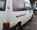 Белый Фольксваген Transporter, объемом двигателя 2.4 л и пробегом 460 тыс. км за 1900 $, фото 3 на Automoto.ua