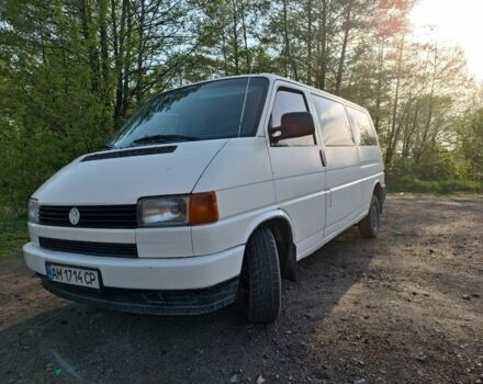 Білий Фольксваген Transporter, об'ємом двигуна 2.4 л та пробігом 1000 тис. км за 3500 $, фото 2 на Automoto.ua