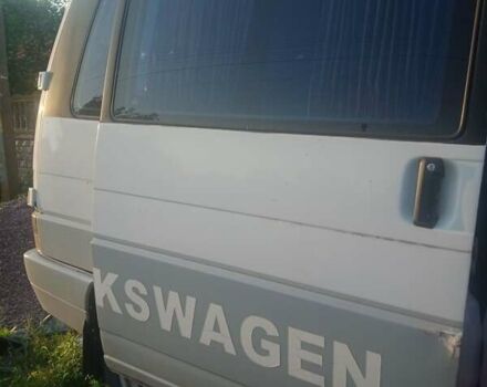 Білий Фольксваген Transporter, об'ємом двигуна 2.4 л та пробігом 700 тис. км за 3800 $, фото 12 на Automoto.ua