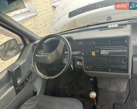 Білий Фольксваген Transporter, об'ємом двигуна 1.9 л та пробігом 500 тис. км за 2650 $, фото 13 на Automoto.ua