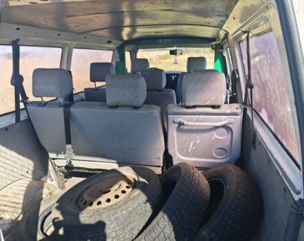 Белый Фольксваген Transporter, объемом двигателя 2.4 л и пробегом 699 тыс. км за 3650 $, фото 6 на Automoto.ua