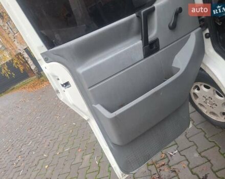 Белый Фольксваген Transporter, объемом двигателя 2.5 л и пробегом 335 тыс. км за 3600 $, фото 20 на Automoto.ua