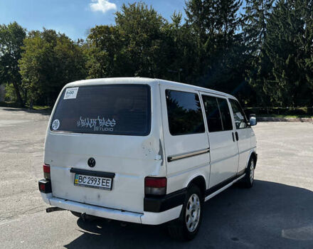 Білий Фольксваген Transporter, об'ємом двигуна 1.9 л та пробігом 390 тис. км за 4600 $, фото 2 на Automoto.ua