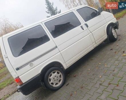 Белый Фольксваген Transporter, объемом двигателя 2.5 л и пробегом 335 тыс. км за 3600 $, фото 9 на Automoto.ua