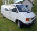 Белый Фольксваген Transporter, объемом двигателя 2.4 л и пробегом 300 тыс. км за 3500 $, фото 1 на Automoto.ua
