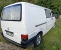 Белый Фольксваген Transporter, объемом двигателя 2.4 л и пробегом 300 тыс. км за 3500 $, фото 4 на Automoto.ua