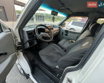 Білий Фольксваген Transporter, об'ємом двигуна 1.9 л та пробігом 390 тис. км за 4600 $, фото 9 на Automoto.ua