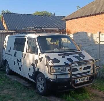 Белый Фольксваген Transporter, объемом двигателя 2.5 л и пробегом 300 тыс. км за 5000 $, фото 5 на Automoto.ua