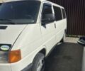 Белый Фольксваген Transporter, объемом двигателя 1.9 л и пробегом 400 тыс. км за 3900 $, фото 1 на Automoto.ua