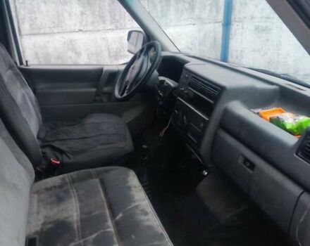 Белый Фольксваген Transporter, объемом двигателя 2.4 л и пробегом 390 тыс. км за 2900 $, фото 2 на Automoto.ua