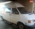 Белый Фольксваген Transporter, объемом двигателя 2.4 л и пробегом 400 тыс. км за 4200 $, фото 1 на Automoto.ua