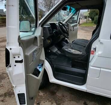 Белый Фольксваген Transporter, объемом двигателя 2.4 л и пробегом 659 тыс. км за 4950 $, фото 11 на Automoto.ua