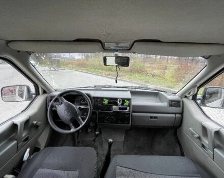 Белый Фольксваген Transporter, объемом двигателя 1 л и пробегом 390 тыс. км за 4000 $, фото 3 на Automoto.ua