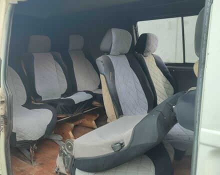 Білий Фольксваген Transporter, об'ємом двигуна 2.4 л та пробігом 600 тис. км за 3200 $, фото 5 на Automoto.ua