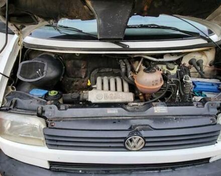 Белый Фольксваген Transporter, объемом двигателя 2.4 л и пробегом 659 тыс. км за 4950 $, фото 16 на Automoto.ua