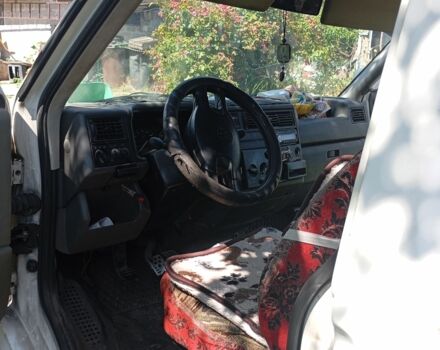 Белый Фольксваген Transporter, объемом двигателя 2.4 л и пробегом 600 тыс. км за 3500 $, фото 5 на Automoto.ua