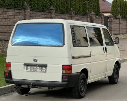 Белый Фольксваген Transporter, объемом двигателя 2.4 л и пробегом 319 тыс. км за 3499 $, фото 4 на Automoto.ua