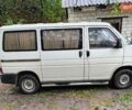 Белый Фольксваген Transporter, объемом двигателя 2.5 л и пробегом 350 тыс. км за 4000 $, фото 1 на Automoto.ua
