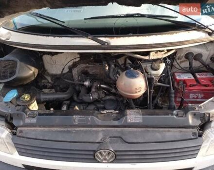 Белый Фольксваген Transporter, объемом двигателя 1.9 л и пробегом 396 тыс. км за 3700 $, фото 8 на Automoto.ua