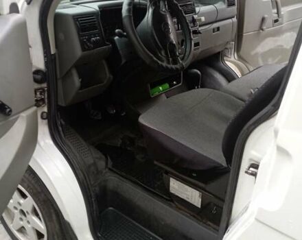 Білий Фольксваген Transporter, об'ємом двигуна 2.5 л та пробігом 750 тис. км за 5500 $, фото 1 на Automoto.ua