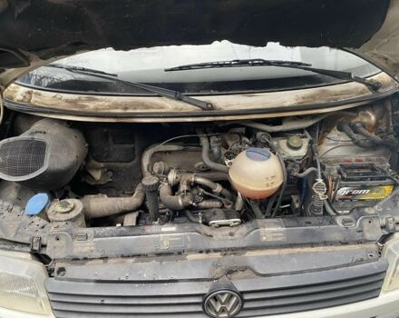 Білий Фольксваген Transporter, об'ємом двигуна 0 л та пробігом 262 тис. км за 5500 $, фото 5 на Automoto.ua