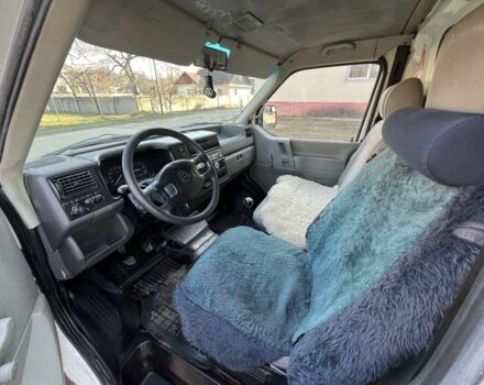 Белый Фольксваген Transporter, объемом двигателя 2.5 л и пробегом 470 тыс. км за 3800 $, фото 8 на Automoto.ua