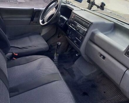 Белый Фольксваген Transporter, объемом двигателя 1.9 л и пробегом 396 тыс. км за 3700 $, фото 7 на Automoto.ua