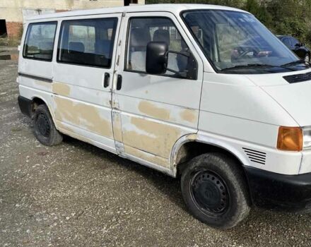 Білий Фольксваген Transporter, об'ємом двигуна 2.5 л та пробігом 200 тис. км за 3700 $, фото 2 на Automoto.ua