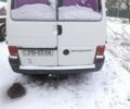Белый Фольксваген Transporter, объемом двигателя 2.4 л и пробегом 350 тыс. км за 3950 $, фото 1 на Automoto.ua