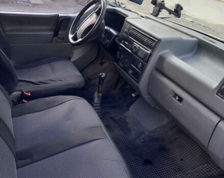 Білий Фольксваген Transporter, об'ємом двигуна 1.9 л та пробігом 396 тис. км за 4100 $, фото 4 на Automoto.ua