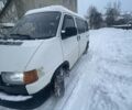 Белый Фольксваген Transporter, объемом двигателя 1.9 л и пробегом 380 тыс. км за 4500 $, фото 1 на Automoto.ua