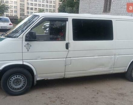 Белый Фольксваген Transporter, объемом двигателя 2.4 л и пробегом 473 тыс. км за 4800 $, фото 1 на Automoto.ua