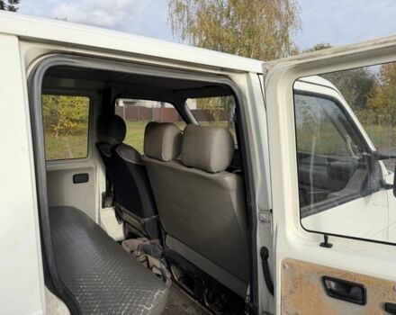 Белый Фольксваген Transporter, объемом двигателя 1.9 л и пробегом 275 тыс. км за 3900 $, фото 8 на Automoto.ua